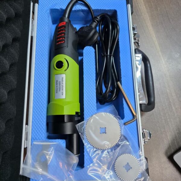 Mechanical Plaster Cutter