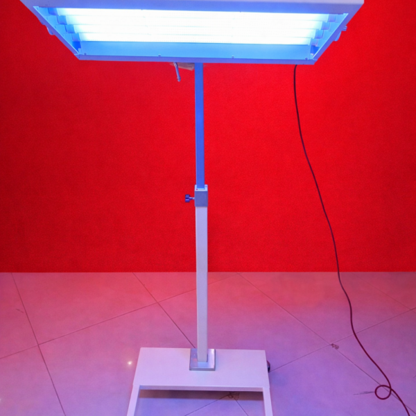 Infant Phototherapy Lamp